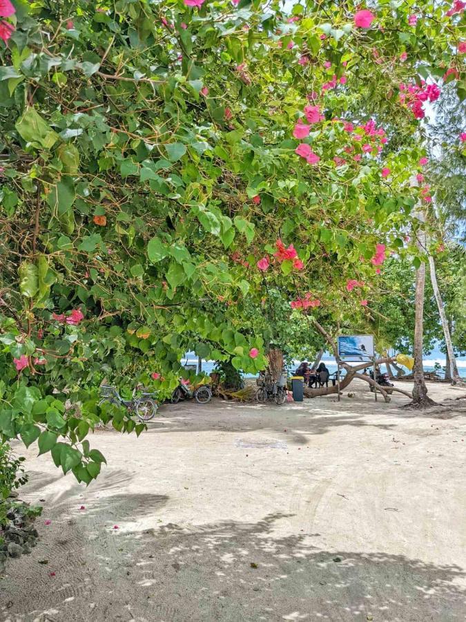 Hotel Dhoadhi Retreat Thulusdhoo Exterior foto